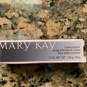 Mary Kay creme lipstick red rouge